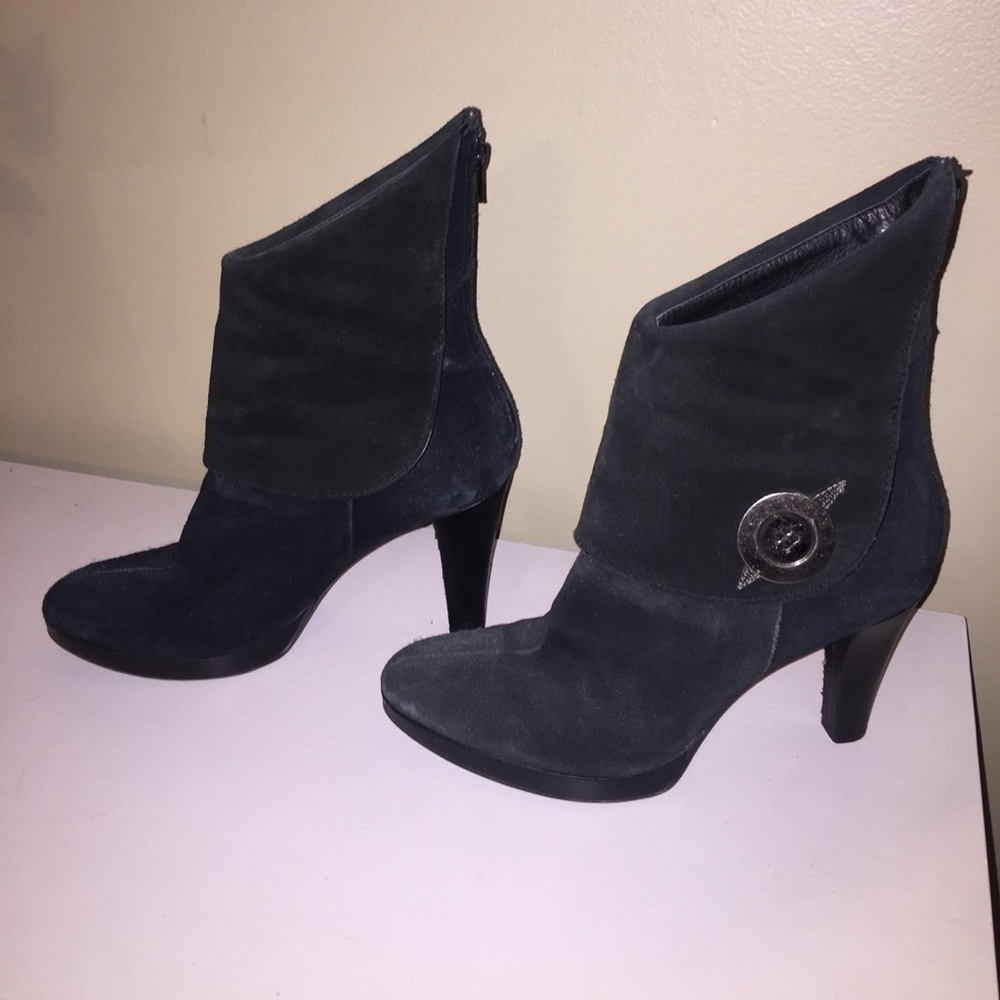 Gianni Bini Black Booties